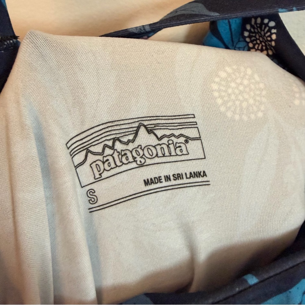 Patagonia blue dress with pink and blue florals athletic small - Picture 2 of 4